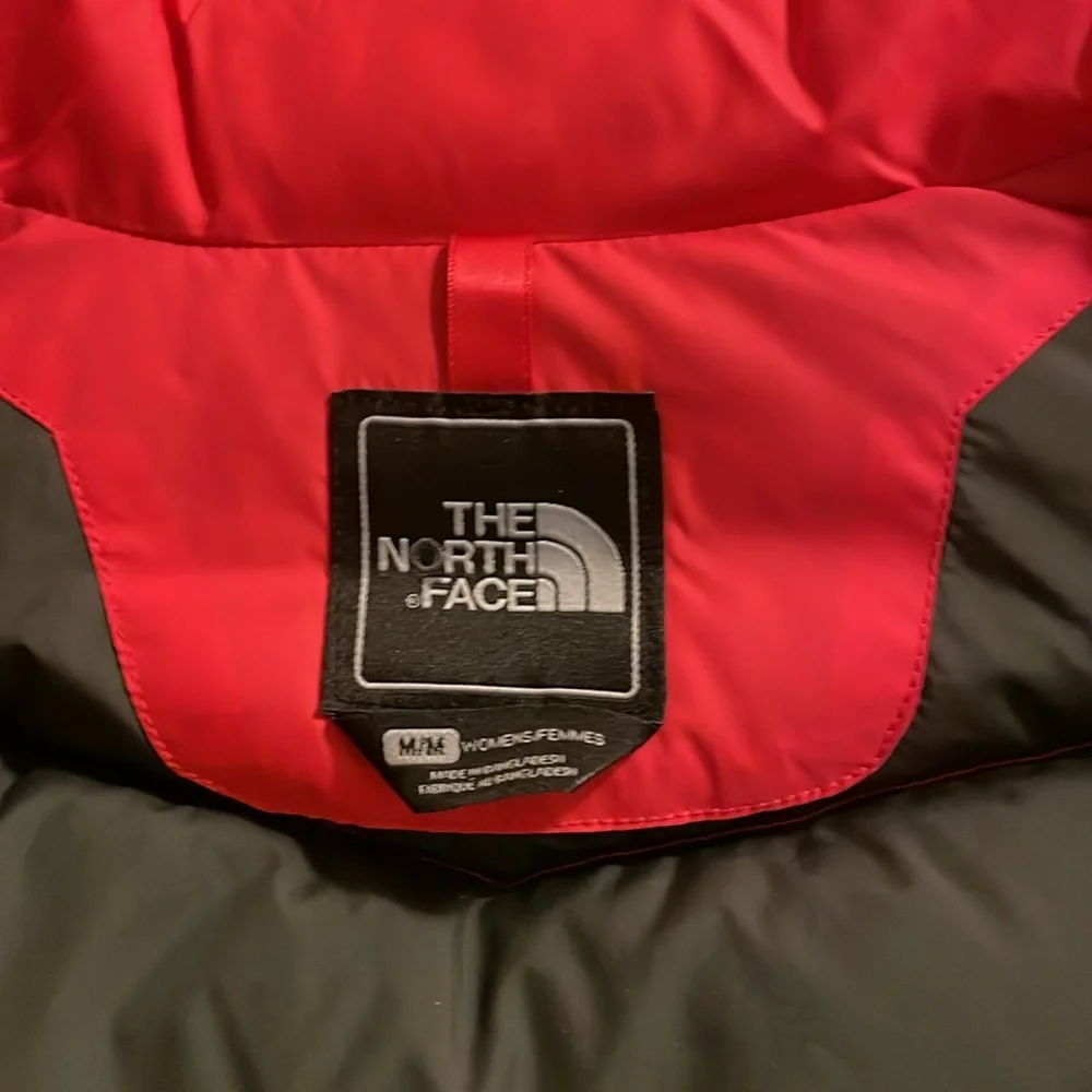 North Face women’s down puffer M - Picture 2 of 3